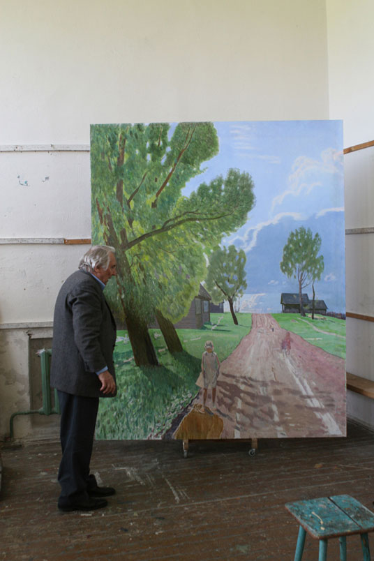 Valentin Sidorov talking about his painting