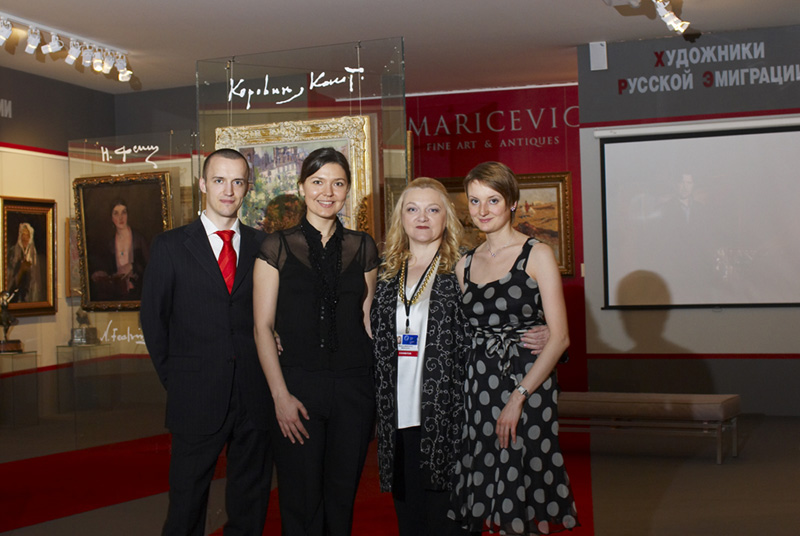 Maxim Bedov, Lisa Romanova, Mirjana Maricevic and Anna Antipova (Maricevic Fine Art) 